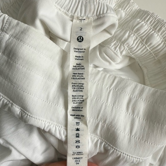 Lululemon - Hotty Hot High Rise Athletic Skort Skirt white Size 2 Long - Picture 4 of 11